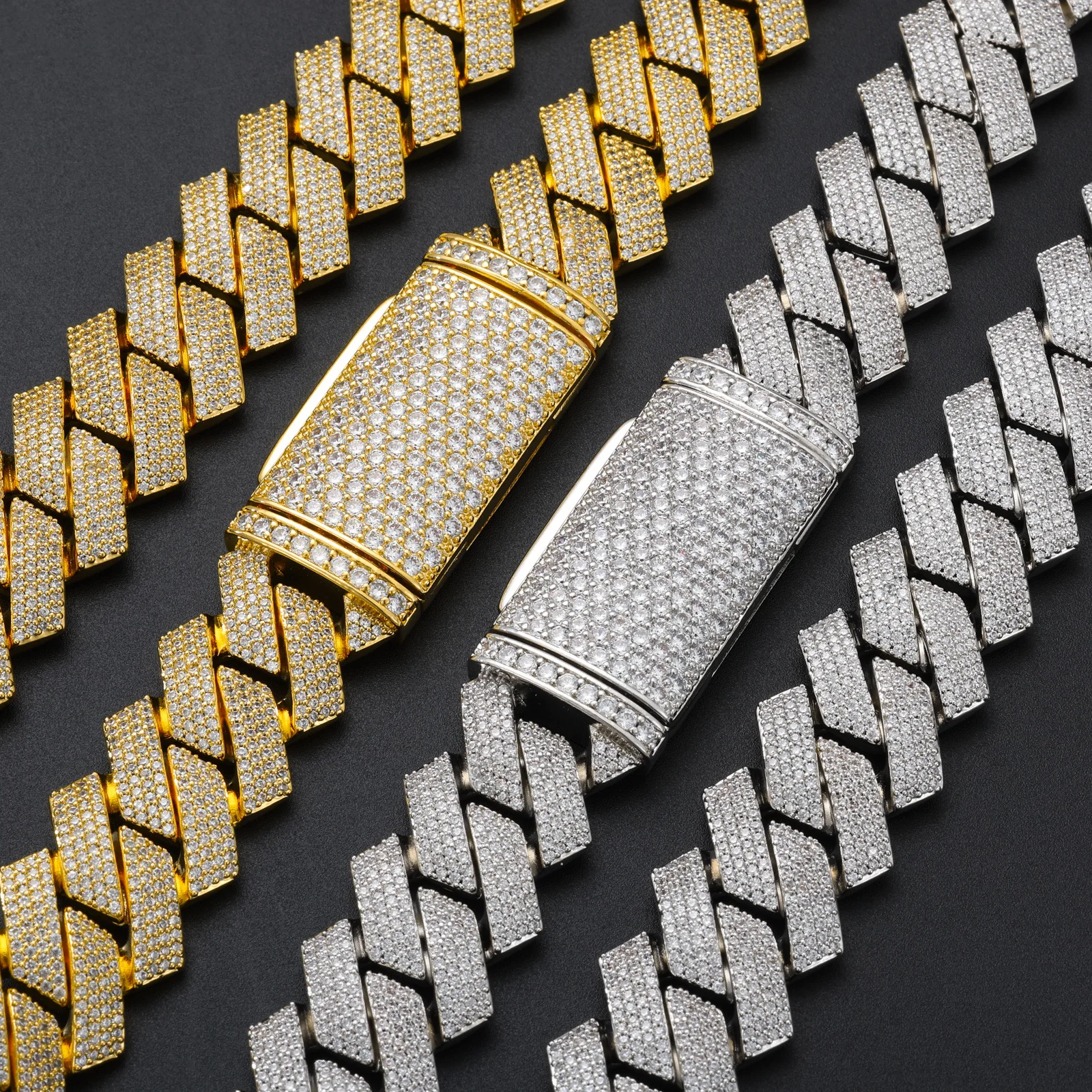 Thick PT950 Platinum necklace for men features 20mm chain and four-row rhombus layout, clear artificial diamonds enhance street