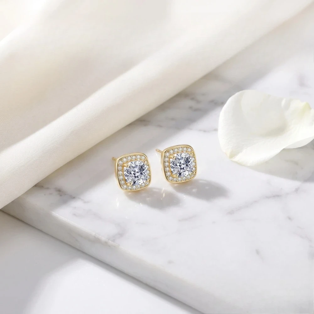 Fashion 925 sterling silver gemstone fashionable ultra-bright oval earrings, perfect for women's versatile accessories