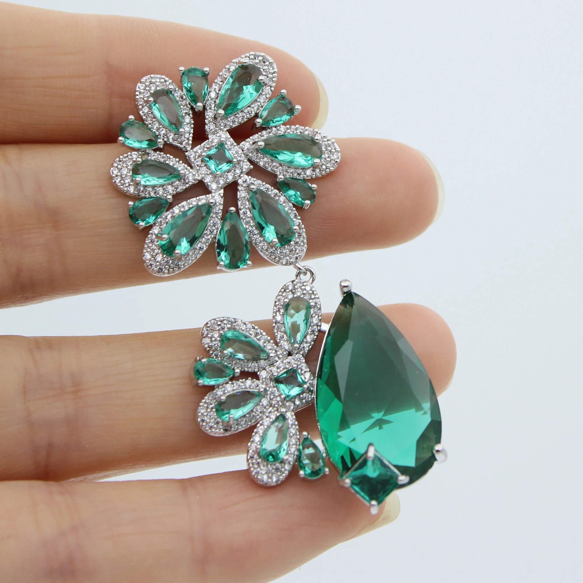 Green Flower Earrings for Women Luxury Jewelry Accessories Zircon Wedding Evening Earrings Water Drop Female Gift