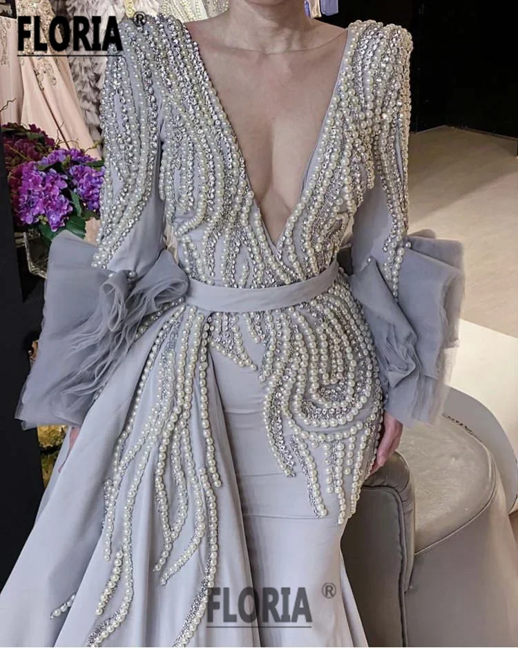 Perle di lusso abiti da sposa a sirena di cristallo con soprabito scollo a V Tulle maniche lunghe Dubai abito da sera formale Robe De Mariee