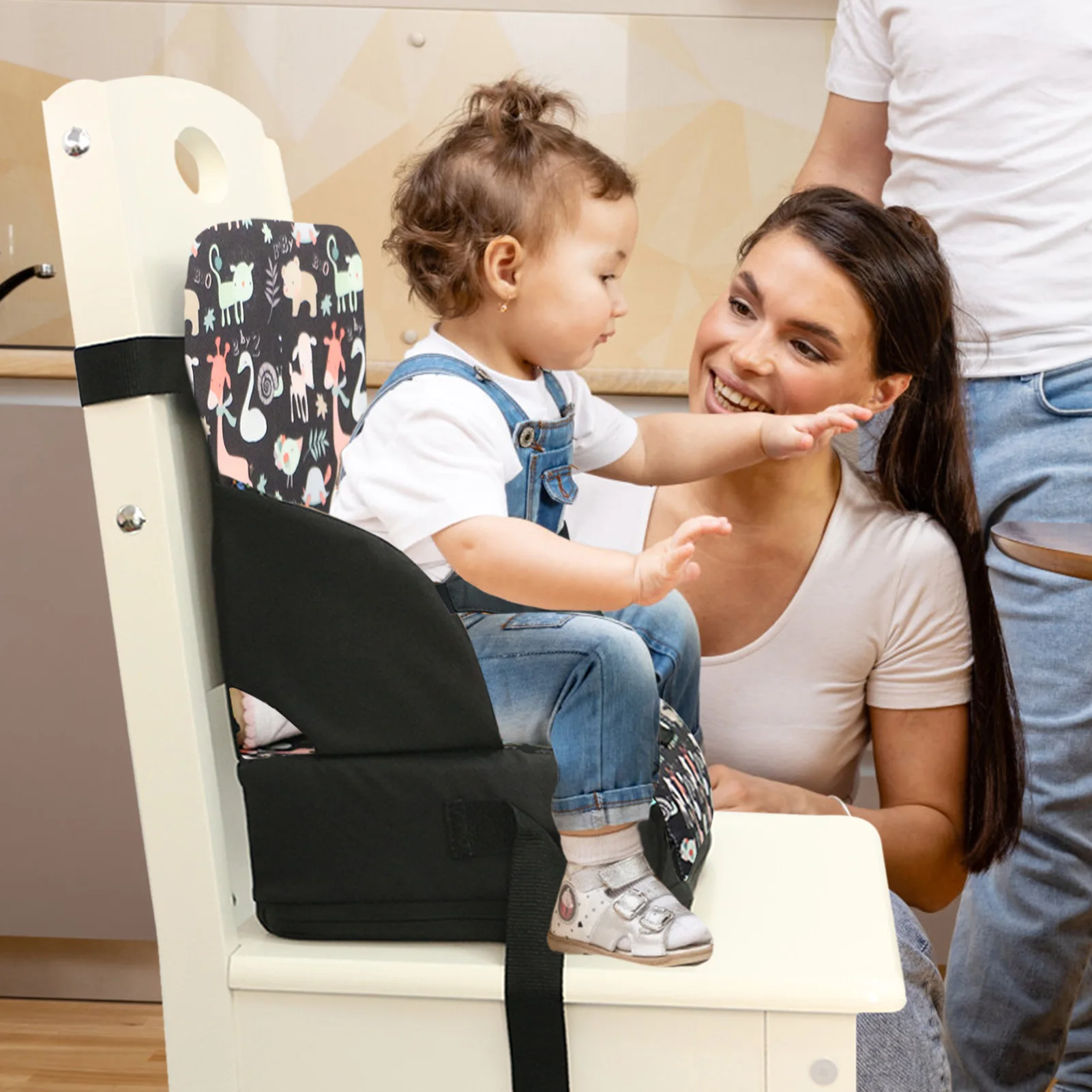 Cojín reductor para silla alta infantil – Ajuste cómodo - imagen 3