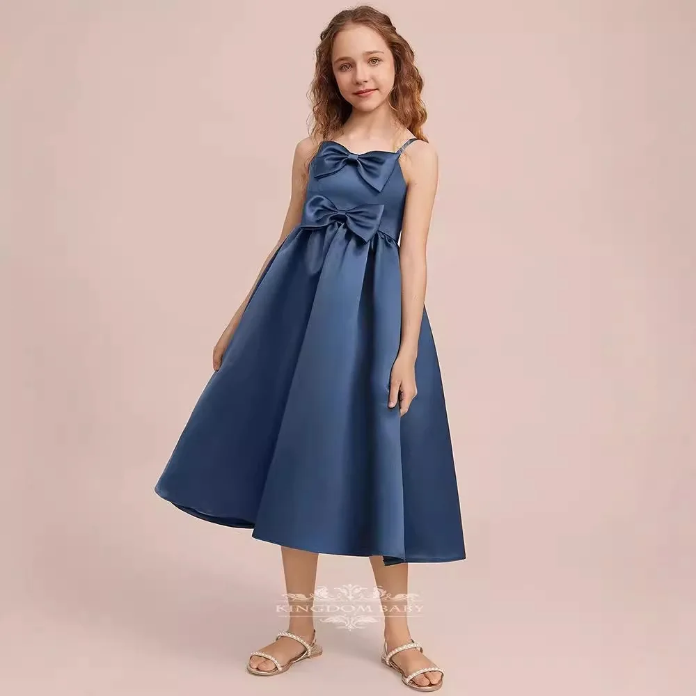 イーヤ-カスタムフラワーガールドレス-ネイビーブルー-サテン-スパゲッティストラップ-リボン-ジッパーバック-aライン-ティーレングス-シンプル-キッズガウン-t065