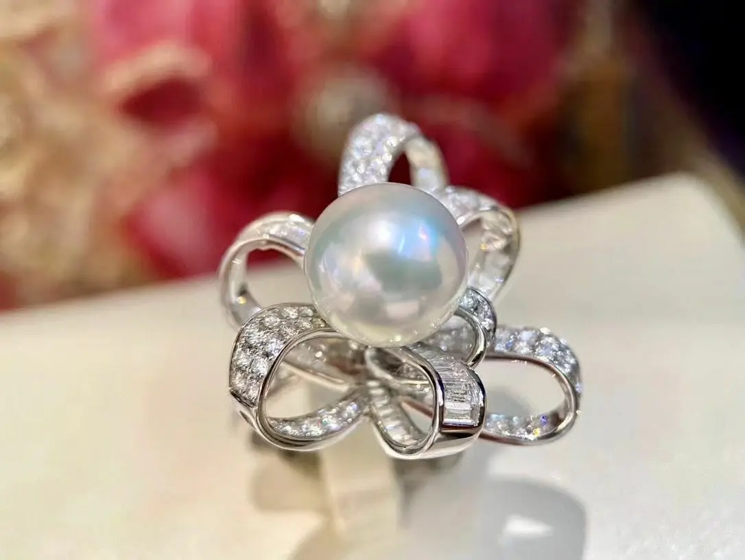 Classic 10-11mm South Sea Round White Pearl Ring 925s