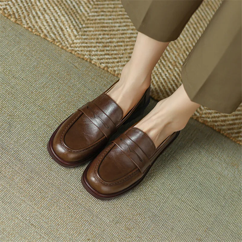 Spring Cow Leather Women Shoes Casual Round Toe Loafers Thick Heel Slip-On Shoes for Women Retro Women Pumps Zapatos De Mujer