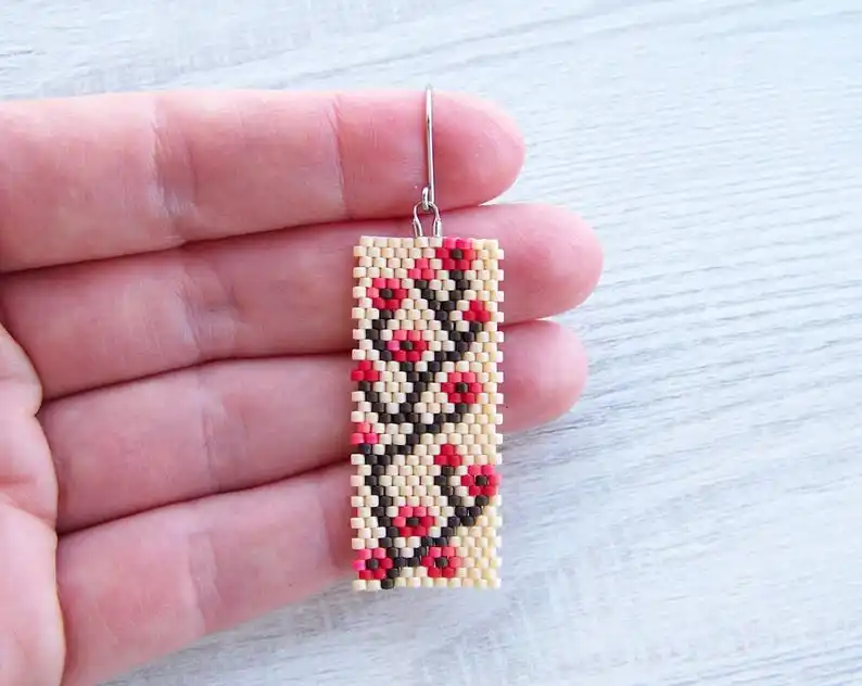 ZGMXR Rice bead earrings Plum blossom Hand-woven Fashion Simple Creativity Alloy Pattern female Bohemia Beaded earrings