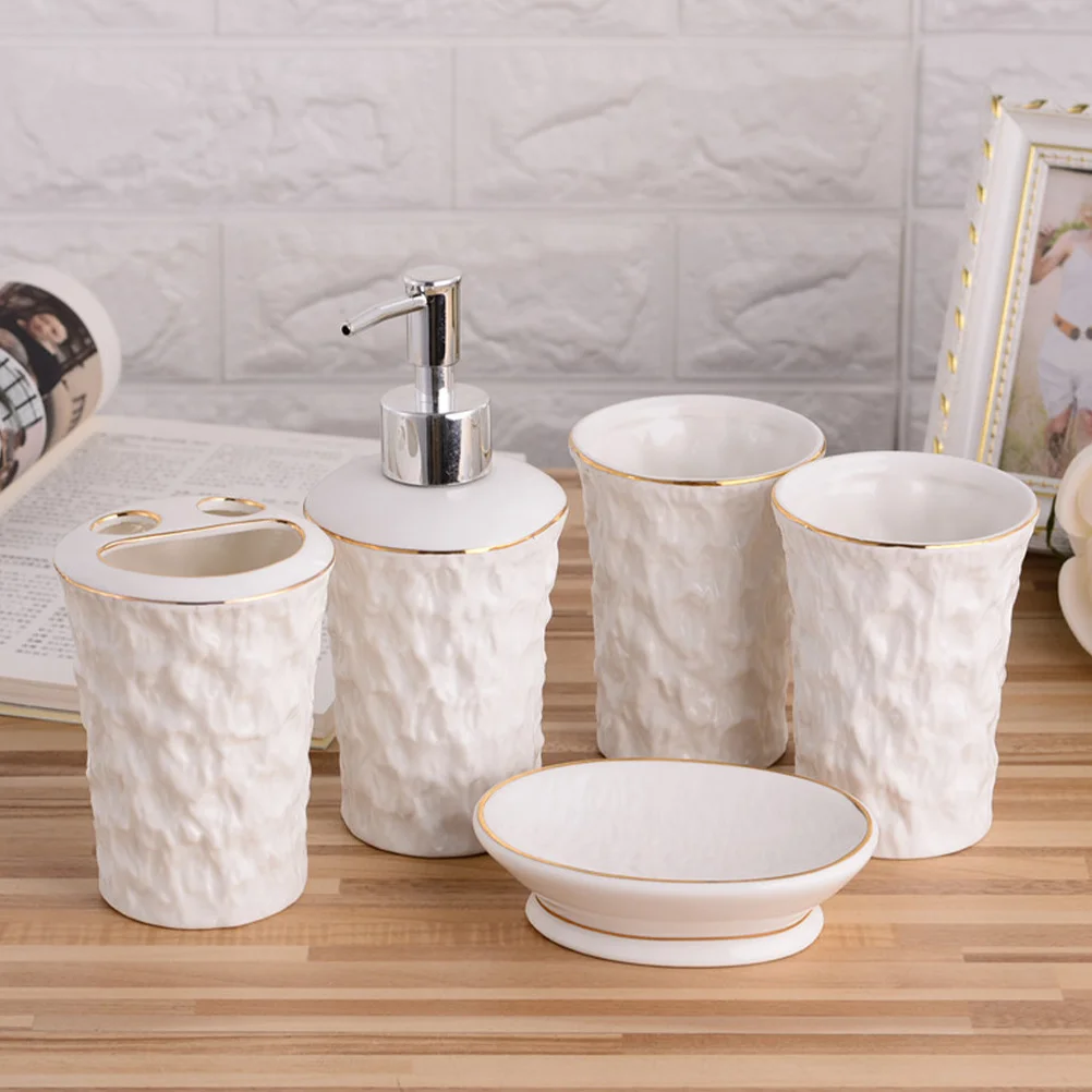 

1 комплект аксессуаров для ванной комнаты с держателем для чашек для зубных щеток, диспенсер для мыльницы, многоразовый контейнер для насоса для столешницы