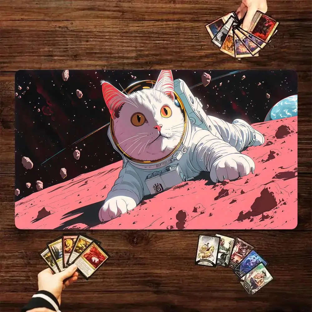 

Интересный игровой коврик для карт Magic: The Gathering с изображением кота-космонавта, противоскользящая основа, 35x60 см, для настольных игр и TCG
