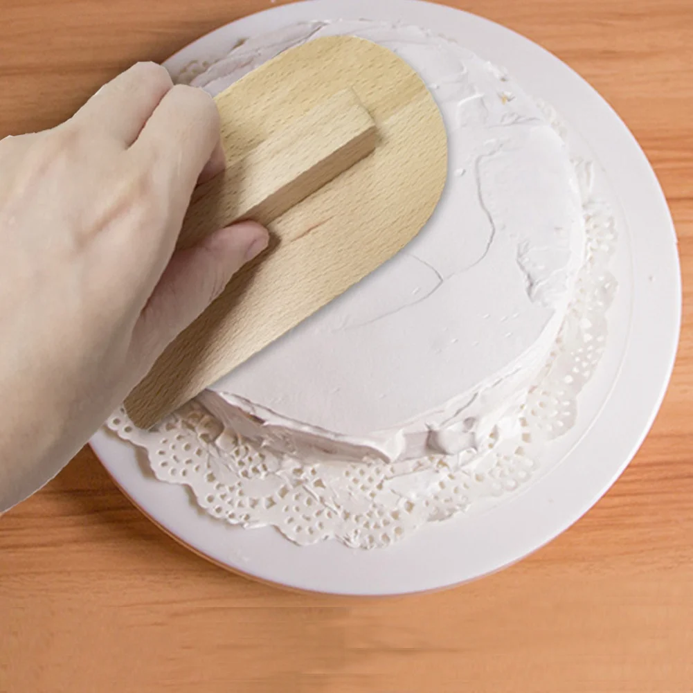 For Cake Smoother with Smooth Wooden and Contoured Handle for Easy Fondant Spreading 14.5 x 9 x 3 cm Beige Finish