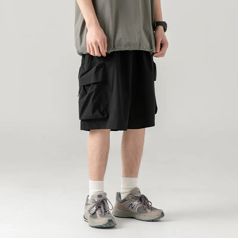 2025 Summer New Japanese Style Large Size Thin Shorts Men Loose Knee Cargo Shorts Hip Hop Streetwear Male Short Trousers