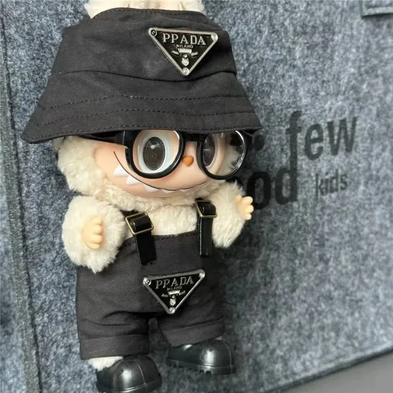 4.0 De Monsters Pin Liefde Serie Voor labubu Pop Omgekeerde Triangel Kleding Visser Overalls Broek Hoed Schoenen 15 17 cm Kleding