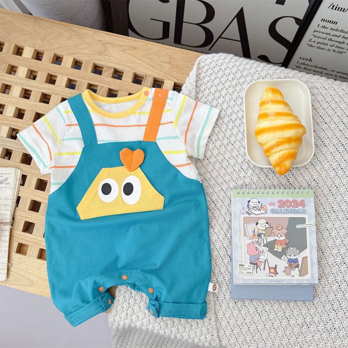 ZOETOPKID New Summer Baby Boy Girl Romper Rainbow Striped Short Sleeved Round Collar Infants Cartoon Fake Two Pieces Jumpsuit