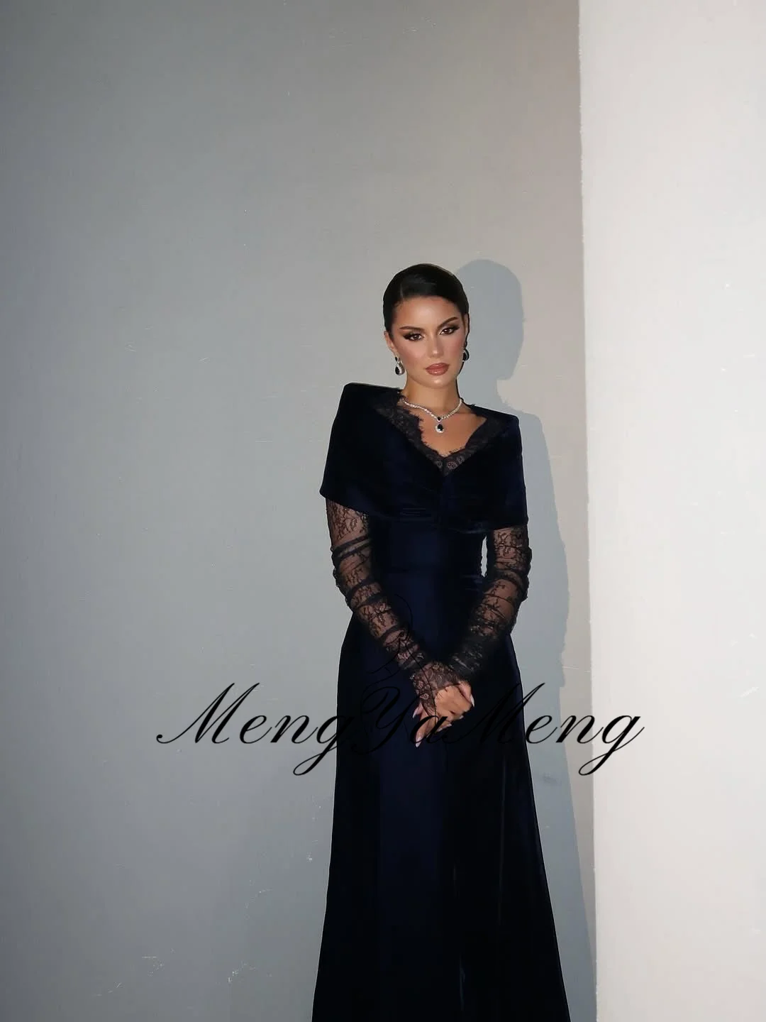 ZHUISHU Off the Shoulder Lace Long Sleeves Evening Gown V-Neck Mermaid Saudi Formal Event Dresses Customized Prom Party Gown