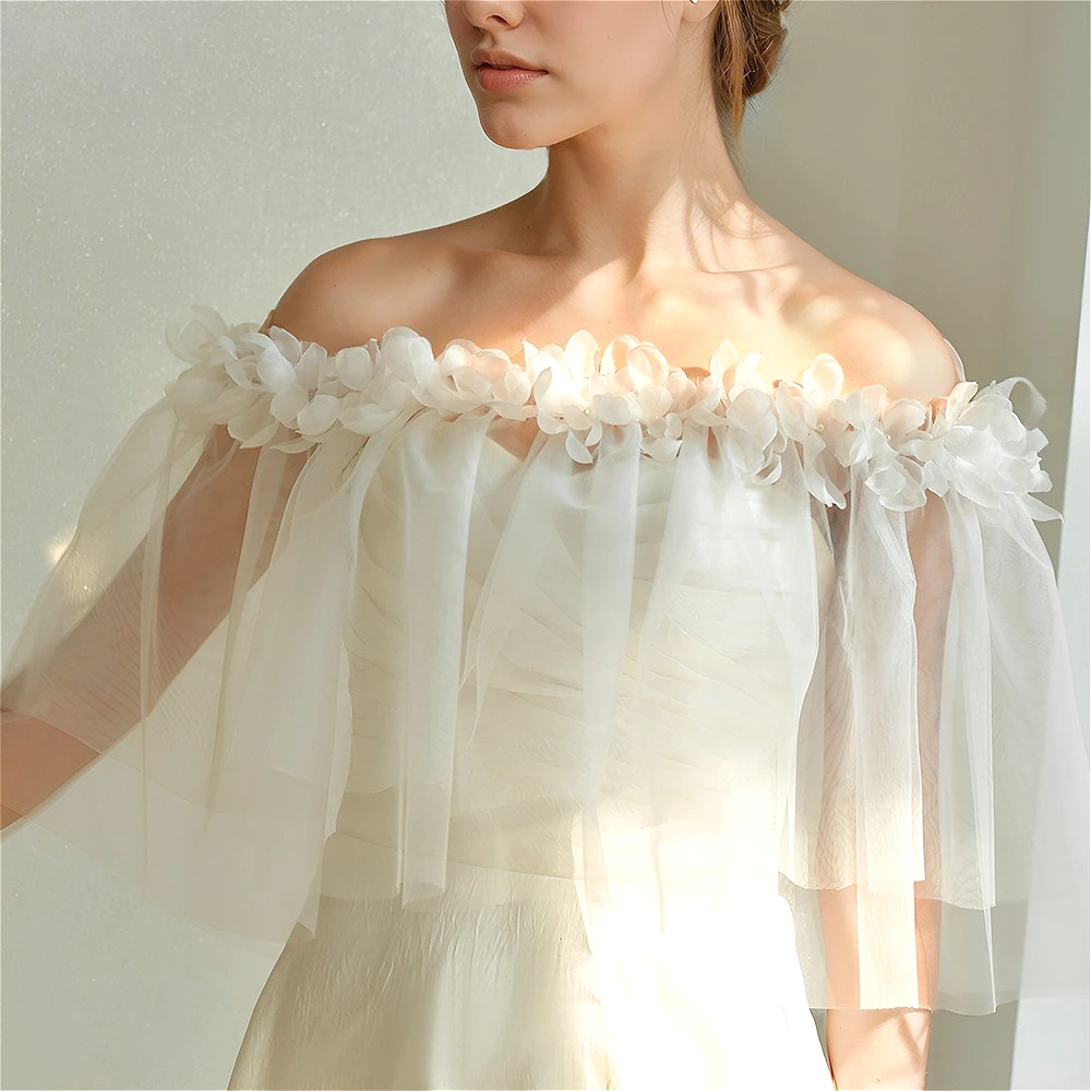 

One Size Shoulder Wedding Bolero Flower Pearls Beaded Bridal Capes Tulle Capes Wedding Shawl Wedding Accessories Marriage Props