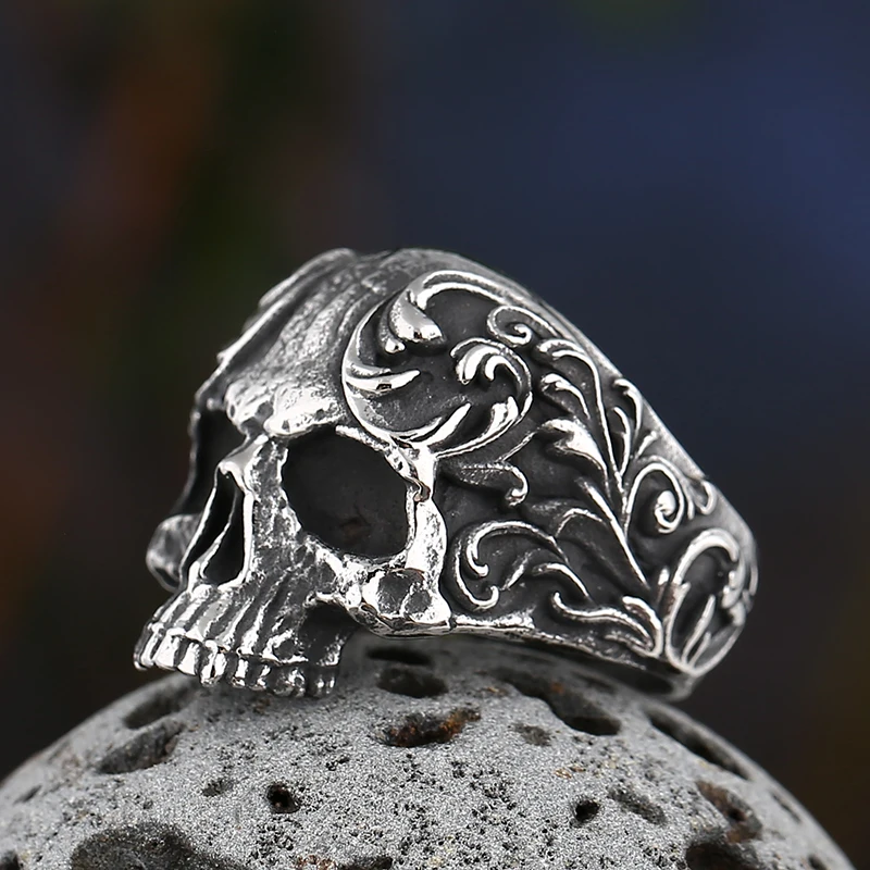 316L Stainless Steel Various Design 2022 New Arrive Classical Skull Men`s Ring With Pattern Punk Rock Gothic Creative Jewelry