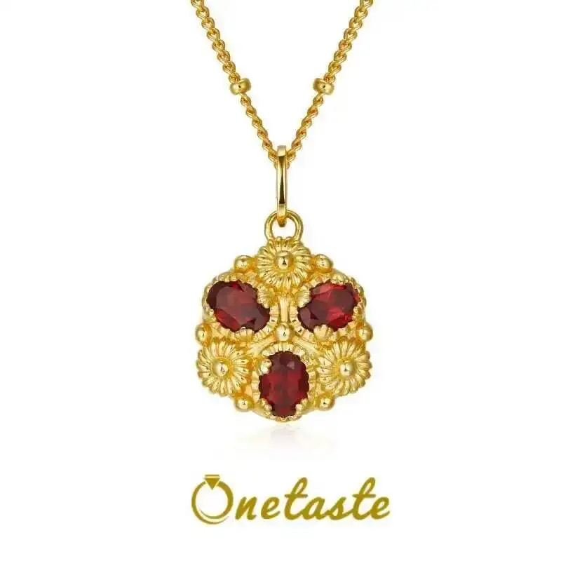 

Natural Garnet 925 Sterling Silver 18K Gold Plated Pendant Necklace For Women Vintage Dainty Flower Choker Necklaces Gift