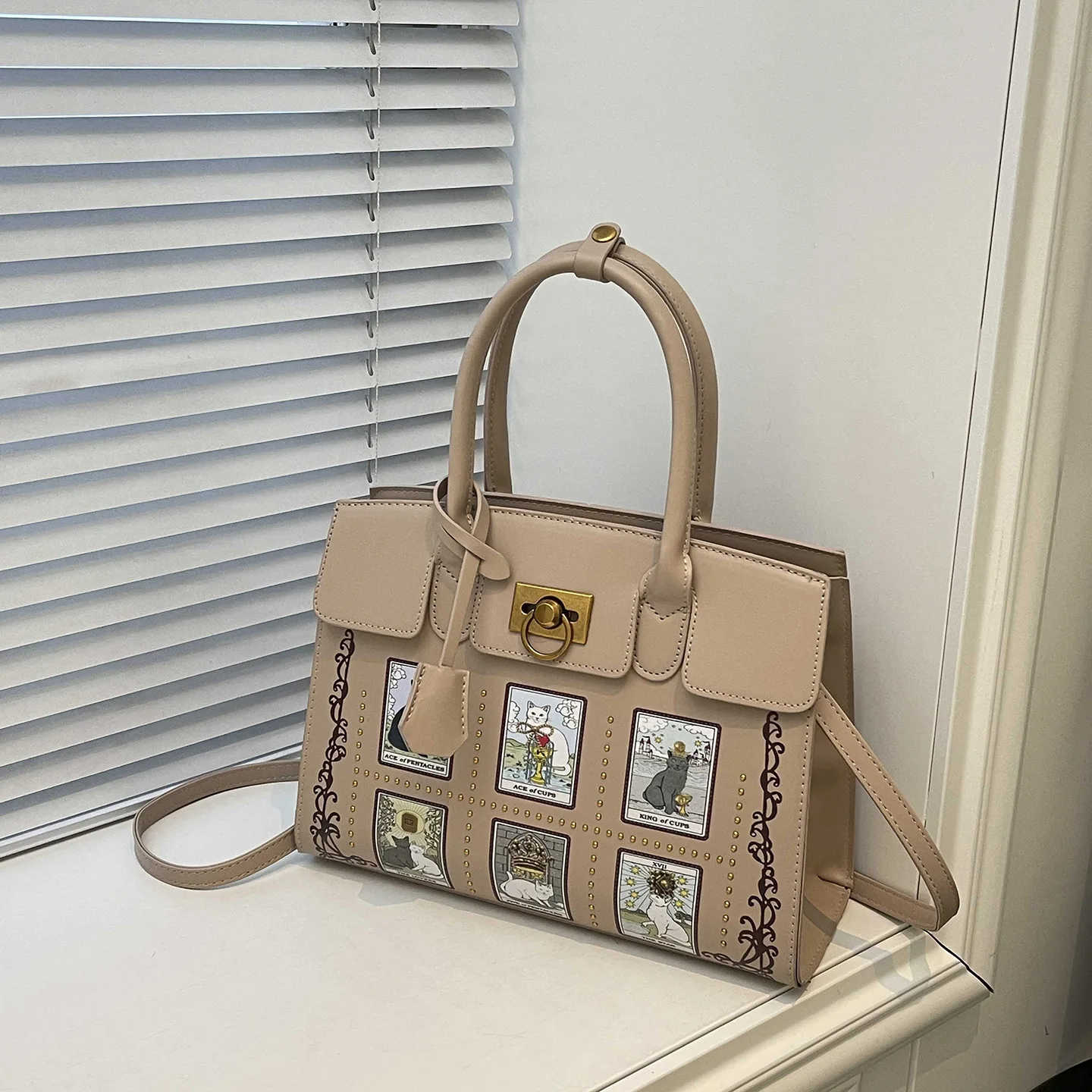 

Embroidered Cartoon Cat Shoulder Bag New Luxury Women Designer Handbag Trendy Spring Summer Purse