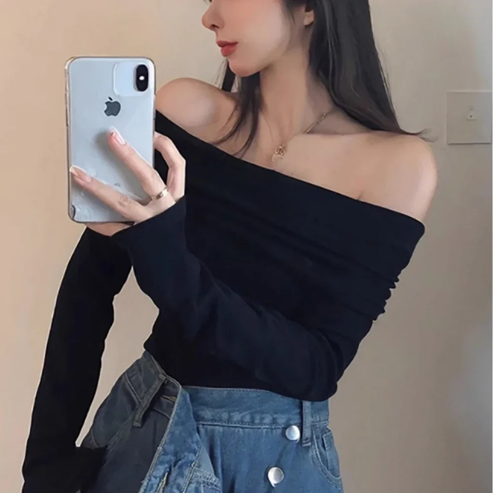 Black Sexy Tops Off Shoulder Long Sleeve T-shirt Women's Solid Elegant Autumn/Winter New Spicy Girl Slim Fit Short Red Crop Top