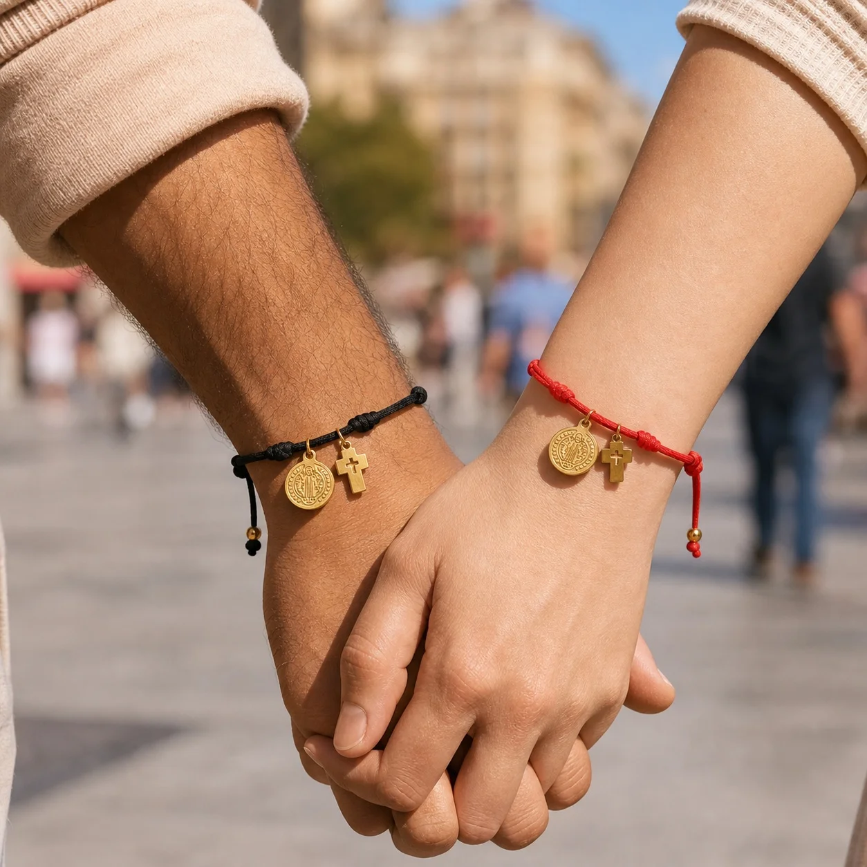 2pcs Catholic Cross Charm Rope Bracelet Gold Tone Metal Medal Pendant Adjustable Red Black Cord for Men Women Couple Style