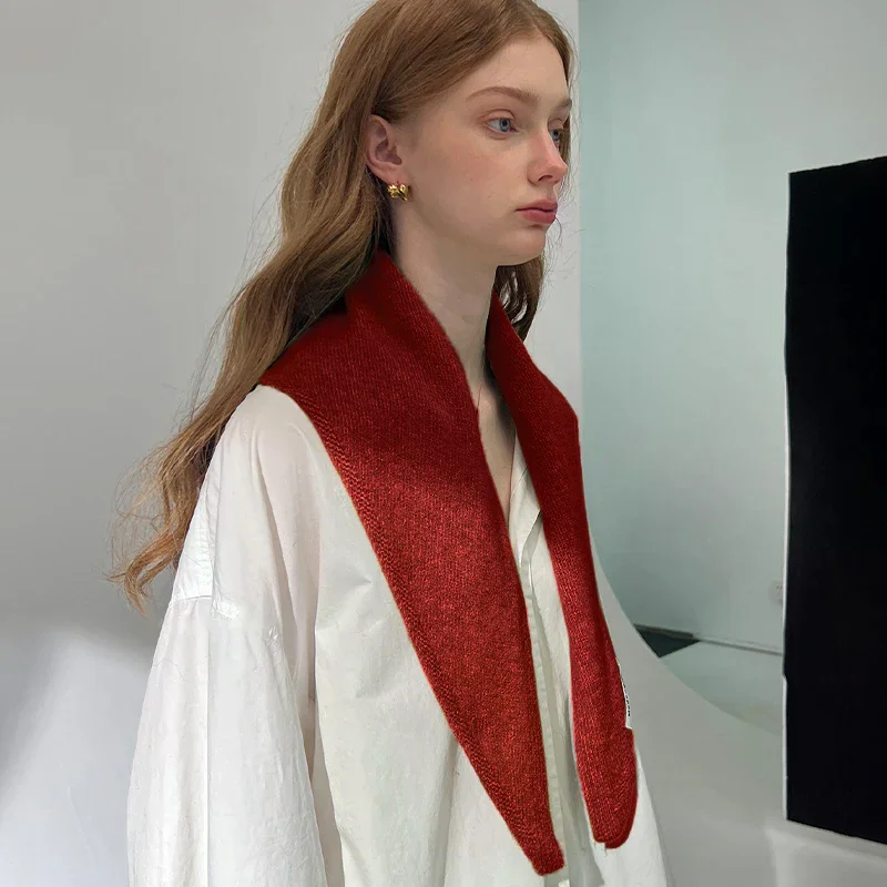 ผ้าพันคอขนสัตว์คุณภาพสูงสำหรับฤดูใบไม้ร่วงและฤดูหนาว ผ้าคลุมไหล่แคชเมียร์สีพื้นสไตล์เกาหลีสำหรับผู้หญิง ผ้าพันคอสามเหลี่ยม ผ้าพันคอคลุมคอ