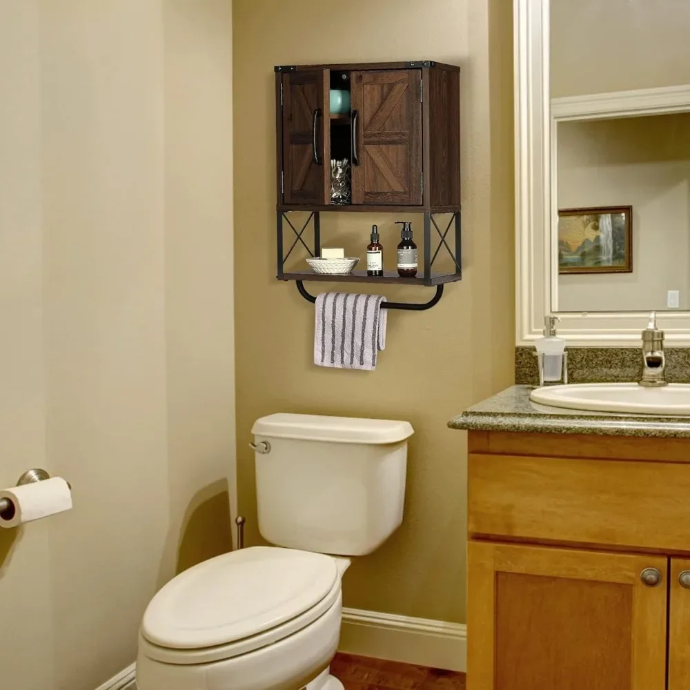 Armoire à médicaments rustique de ferme avec deux portes de grange, armoire de rangement murale en bois avec étagère réglable et porte-serviettes