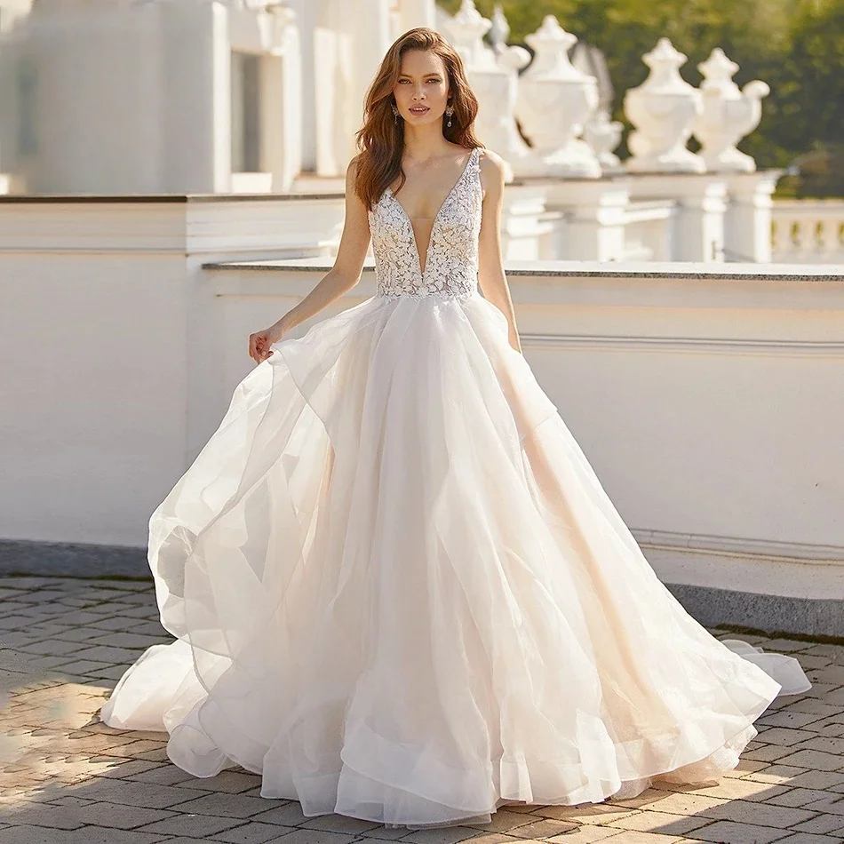 

Backless Wedding Dresses A-line Deep V-neck Lace Boho Bridal Gown Saudi Arabic Dubai Islamic Vestido De Noiva Customized