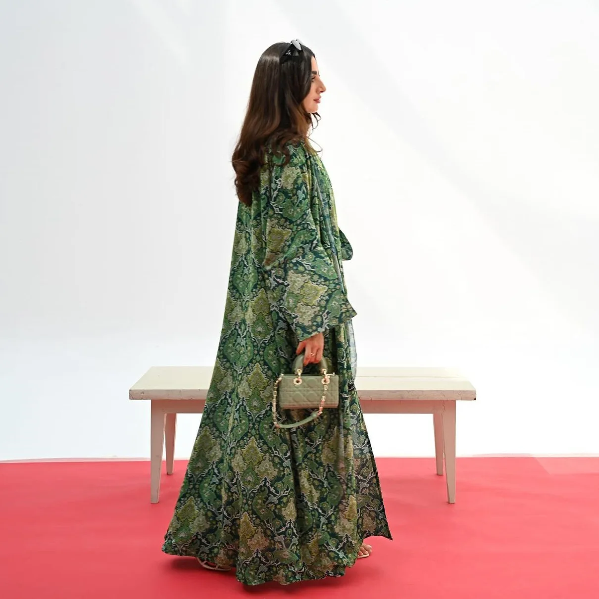 Robe arabe imprimée manteau Cape mode moyen-orient femmes Abaya comprenant foulard femmes musulmanes vêtements