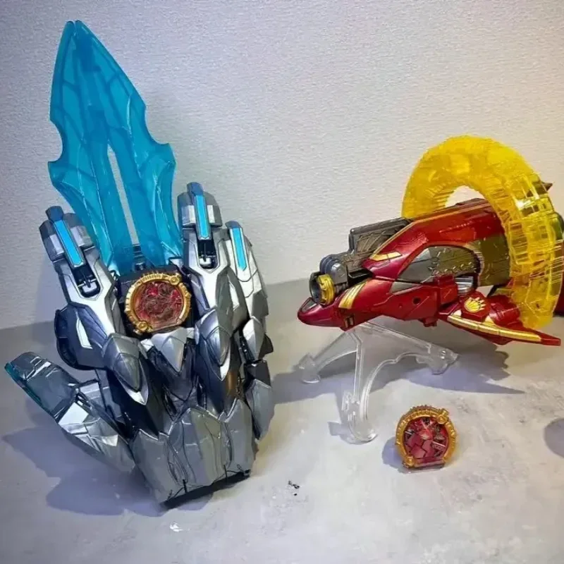 

В наличии: Оригинальная фигурка Bandai No.1 Sentai Gozyuger, аниме-фигурка DX Silver Tegasword, коллекционная модель, игрушка, украшение.