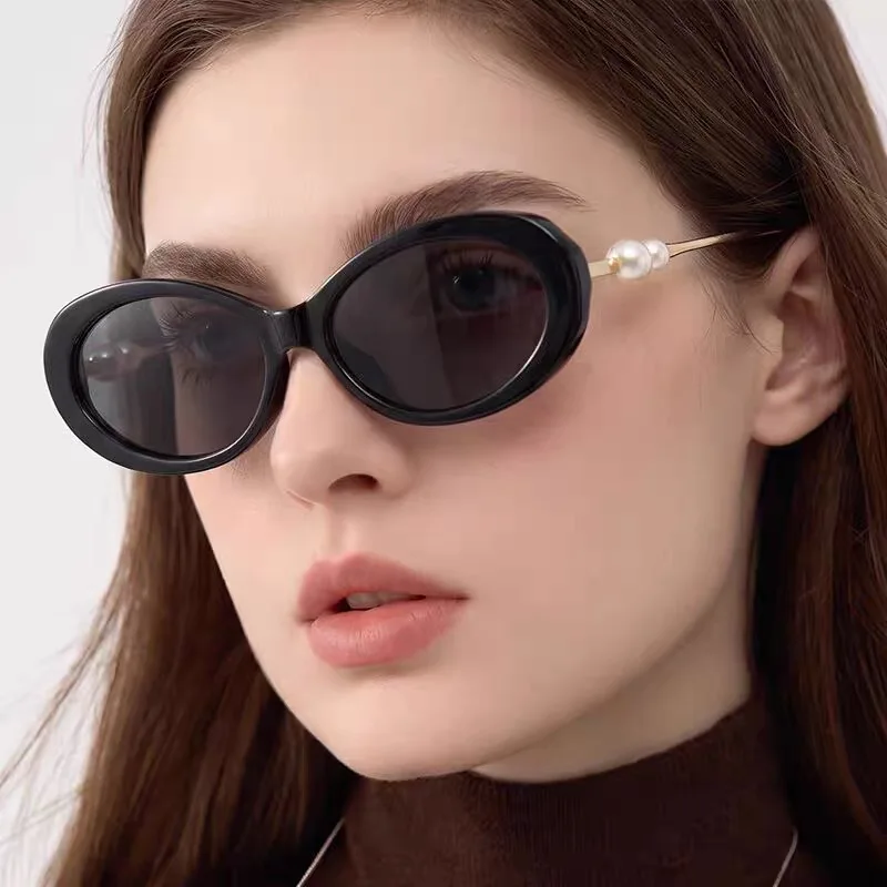 Luxury Brand Designer y2k Oval Pearl Sunglasses Women For Female Vintage Sun Glasses Metal Popular Sexy Ladies Eyeglasses UV400