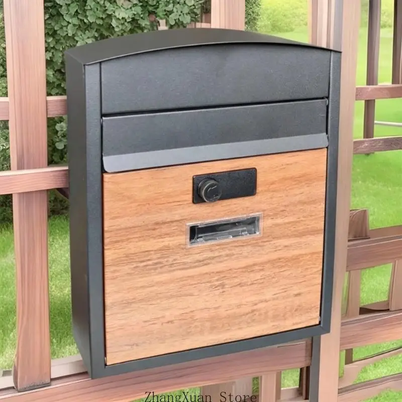 Wandmontierter Briefkasten aus Metall mit Zahlenschloss, Schlitzöffnung und Sichtfenster für Post und Formular 3XUF Home – Detail 4