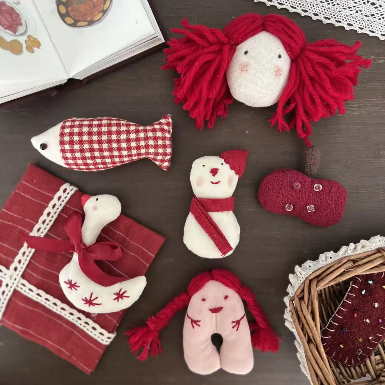 

Cotton Filled Fabric Brooch Cute Cartoon Doll for Kids Shoes Socks Clothing 3D DIY Hair Pin Decoration Premium Material