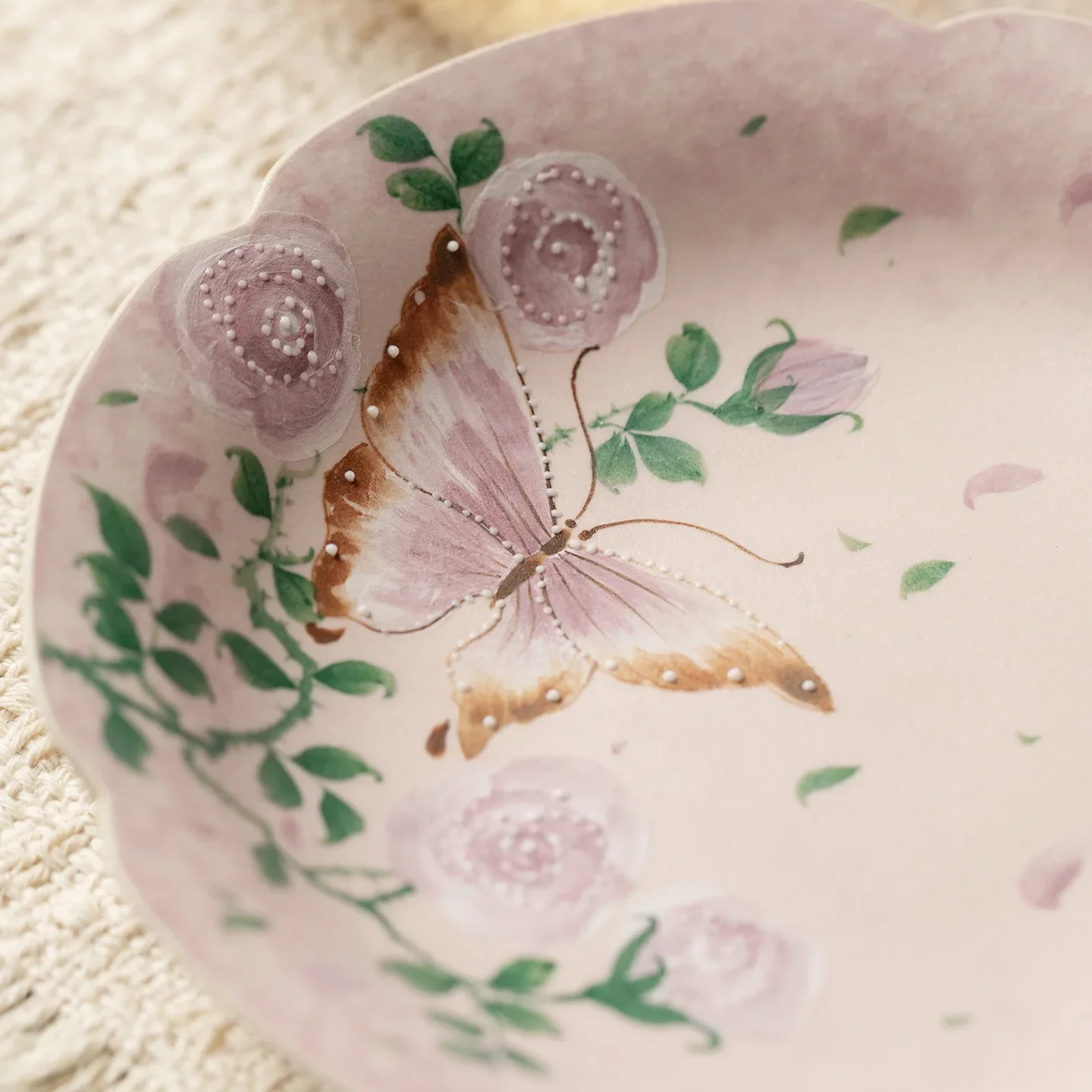 Pink Lead Hand-painted Butterfly Rose Ceramic Pot Bearing High-value Flower Mouth Dry Bubble Plate Tea Table Refreshment Plate