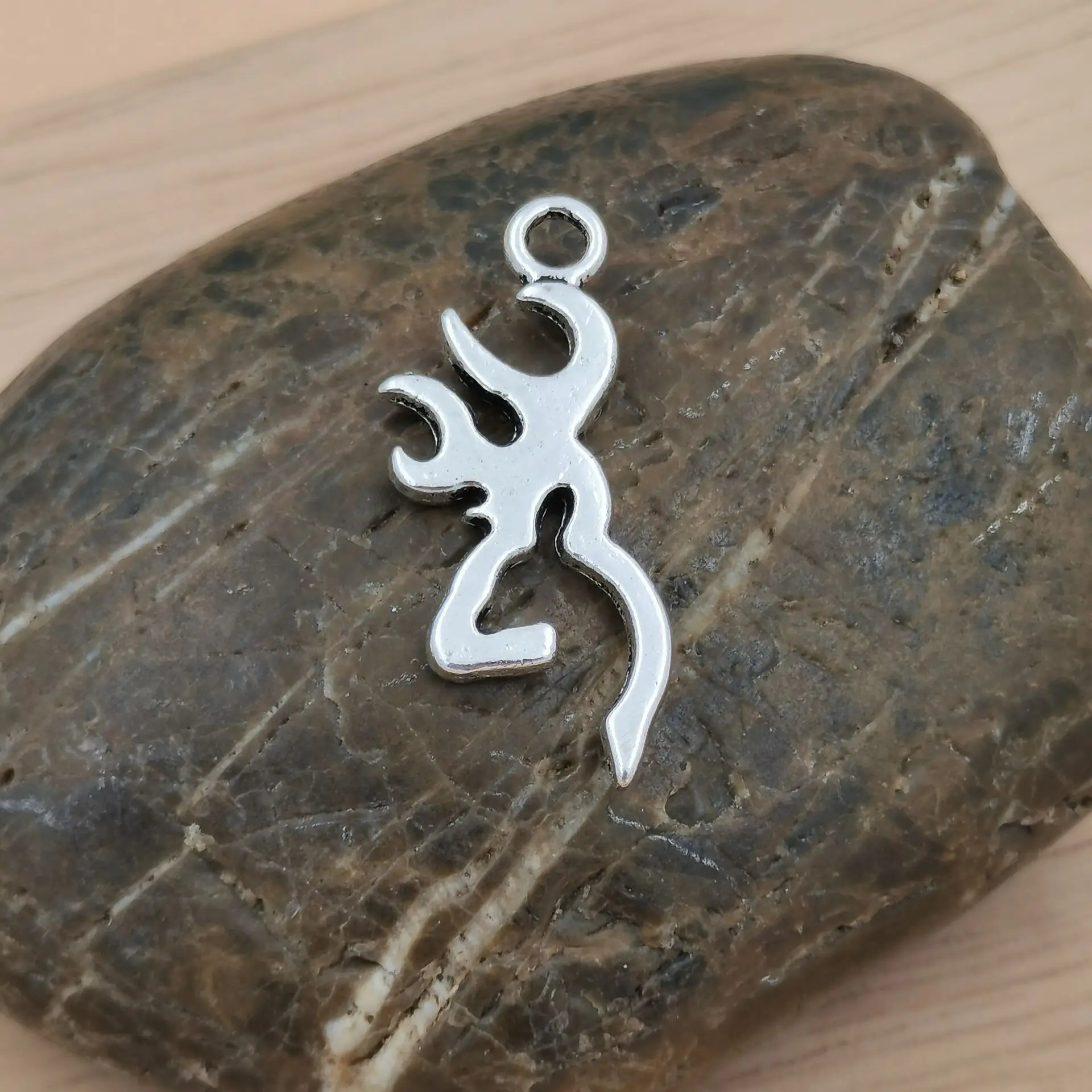 15 ชิ้นโลหะผสมเปลวไฟ Charms จี้สําหรับ DIY สร้อยข้อมือสร้อยคอเครื่องประดับทําอุปกรณ์ A-868