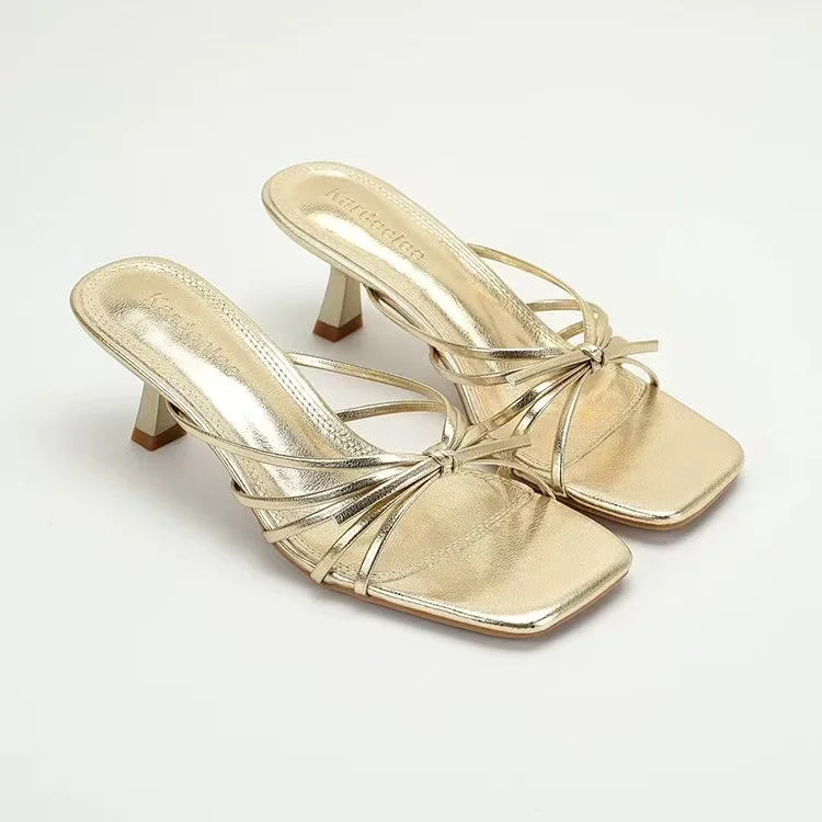 Sandálias de Salto sso Fenas Verão 2025 Respirável Slip-On Casual Cano Alto Chinelos Estilo Coreano Material PU Moda F...