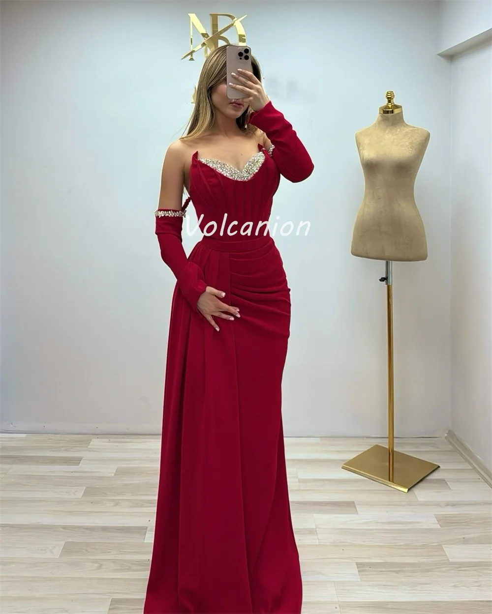 Vestidos largos personalizados de estilo moderno con lentejuelas y diamantes de imitación, vestidos largos rectos con hombros descubiertos, vestidos para ocasiones a medida