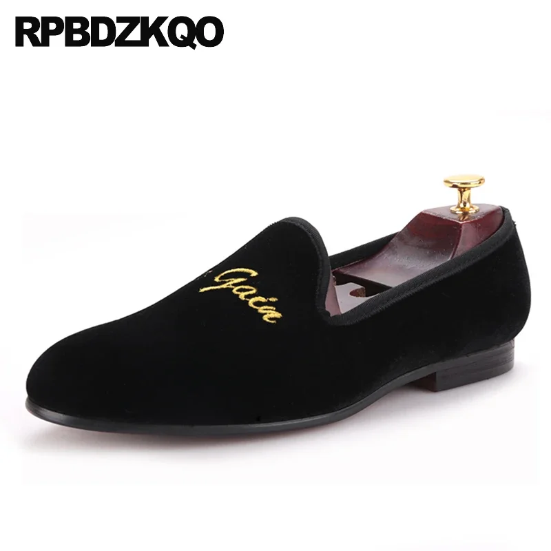 

Slip On Men Letter Round Toe Flower Applique Smoking Slippers Catwalk 47 Velvet Loafers Plus Size Handmade Shoes Embroided Flats