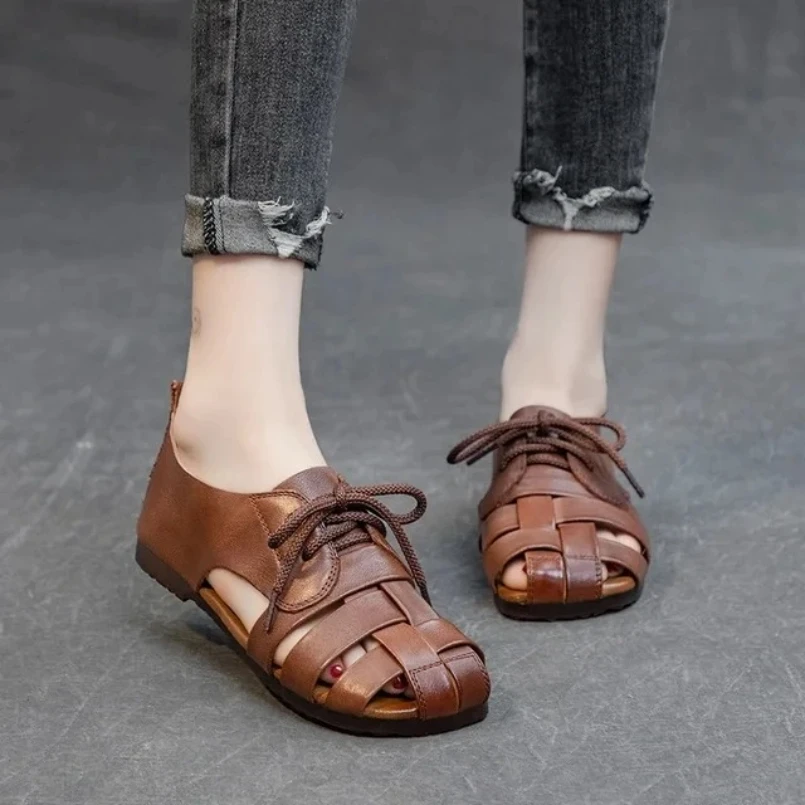 

2025 женские летние сандалии, уличная повседневная обувь из натуральной кожи, женские лоферы на плоской подошве со шнуровкой в стиле ретро