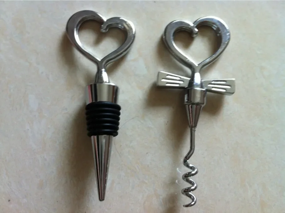 

High Quality Love Heart Corkscrew Wine Bottle Opener + Wine Stopper Wedding Decorations Gift Favors Bottle Opener Set forCouple