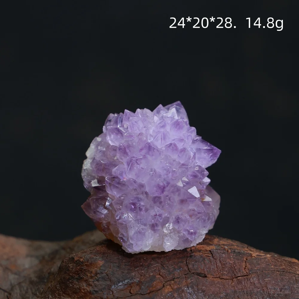 Natural Stone Materials: Amethyst Cactus, Quartz Crystal Clusters, Mineral Specimens, Raw Stone Decoration, Unprocessed and Poli