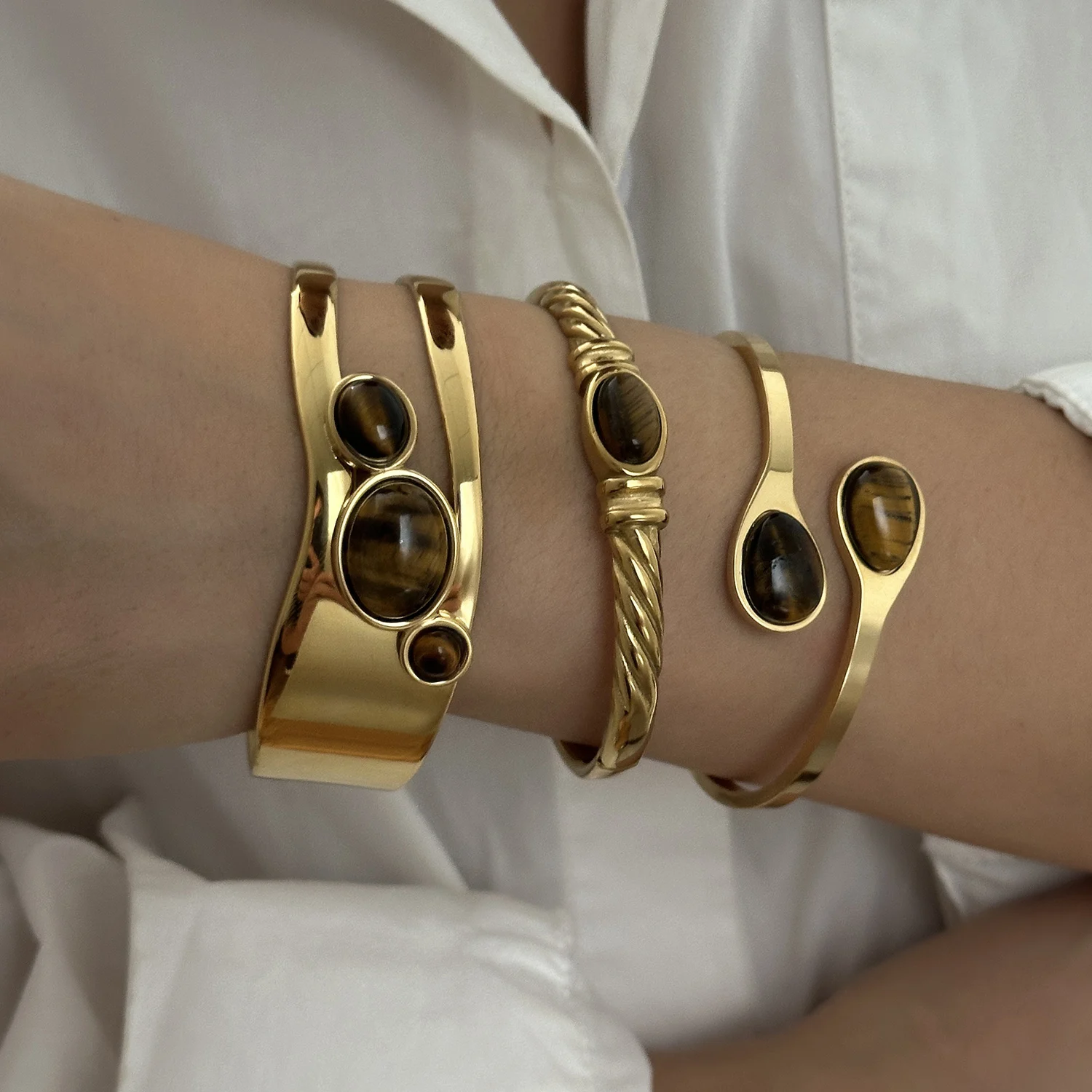 Edelstahl Geometrischer Offener Armreif für Frauen Vintage Natürlicher Tigerauge-Stein Stapelbares Armband Party Statement-Schmuck