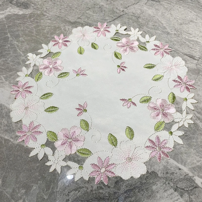 Popular Round Rose Flower Embroidery Table Place Mat Pad Cloth Placemat Doily Coffee Tea Coaster Kitchen Cup Pad Christmas Decor