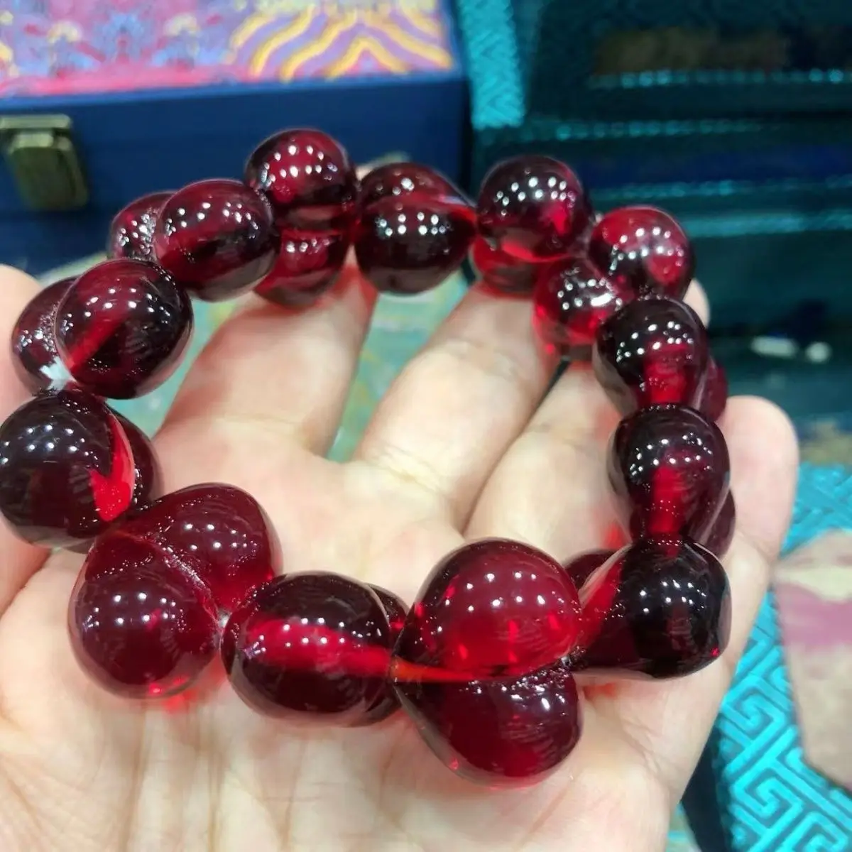 Generation Beeswax Blood Amber Fart Peach Love Accessories Bracelet Necklace Pendant Female Pendant Peach Heart Hand Rope