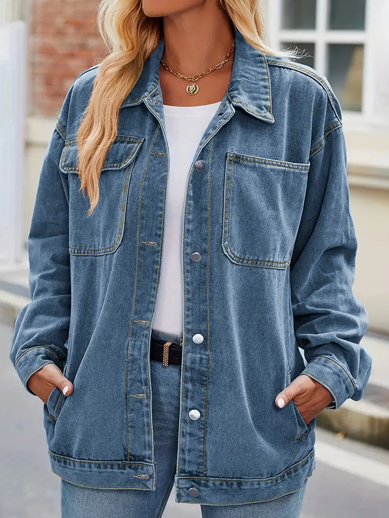 سترة نسائية فضفاضة من قماش الدنيم مقاس كبير بتصميم أزرار بسيطة مغسولة مقاس كبير سترة نسائية من قماش الدنيم ملابس خارجية غير رسمية #1