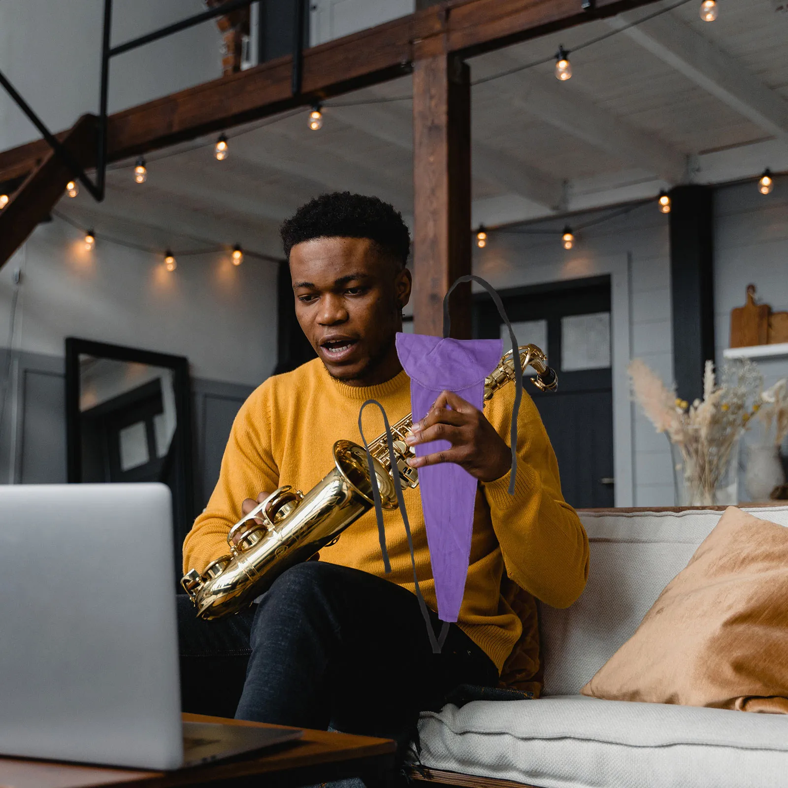 

Салфетка для чистки саксофона, флейты, кларнета из микрофибры высокой плотности, фиолетовая, для ухода за инструментом и очистки отверстий.