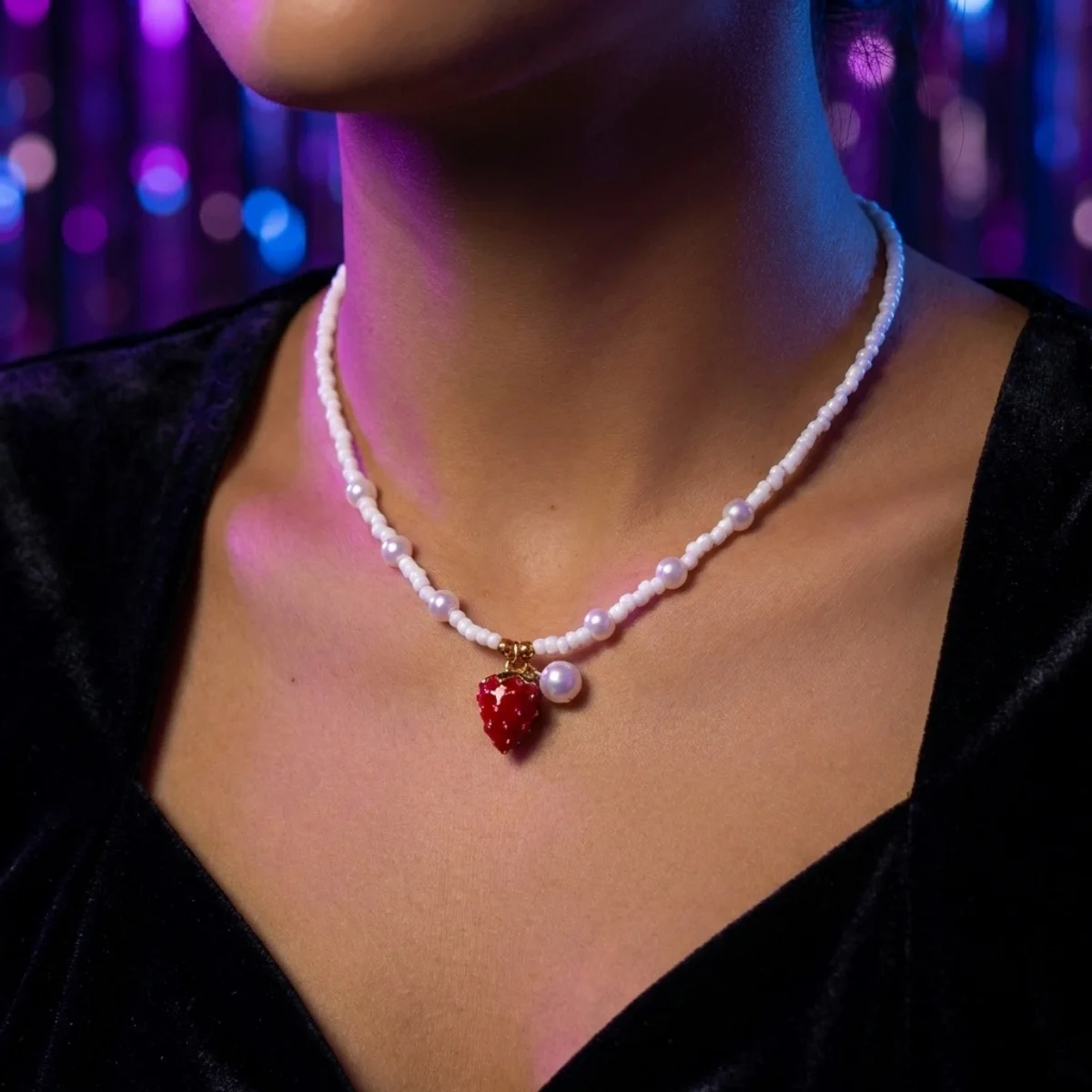 Reisperlen-Erdbeer-Anhänger-Halskette für Damen und Herren, süße, niedliche Kirsch-Herz-Schleifen-Quasten-Halskette, Y2K-Sommer-Modeschmuck – Detail 9