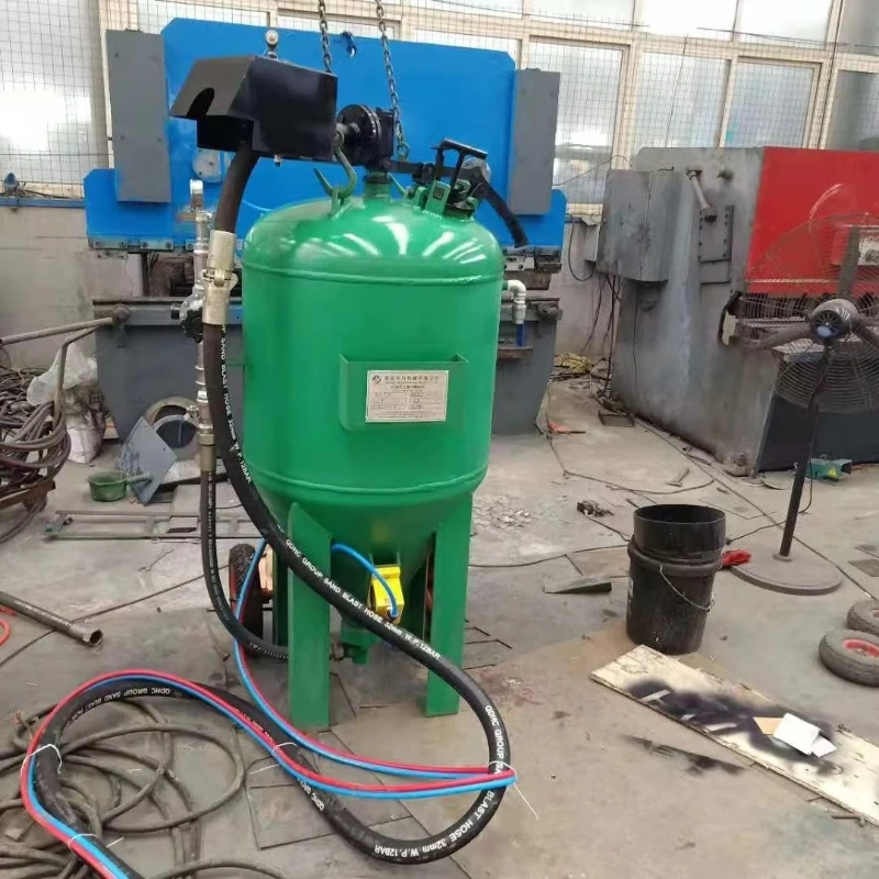 Best Selling Industrial Portable Sandblasting Machine Metal Surface Cleaning Sandblasting Machine Factory Direct Sales