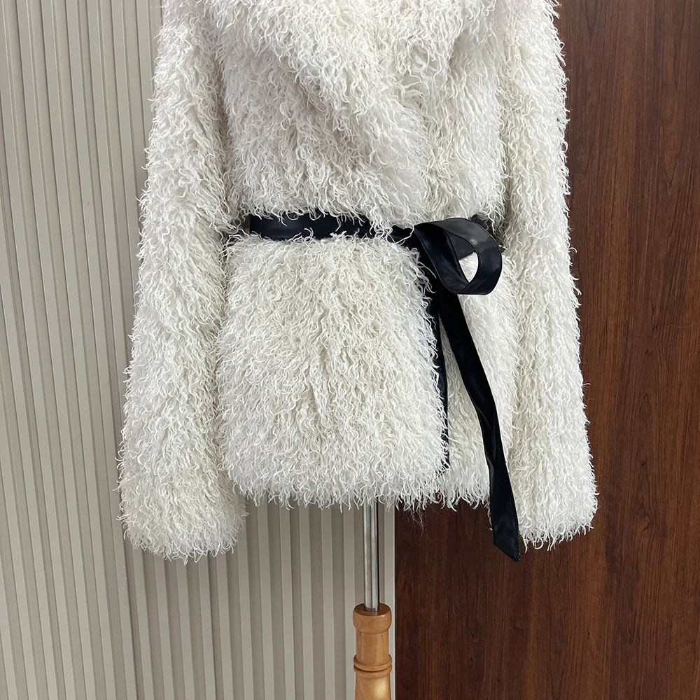 سترة نسائية شتوية بأكمام طويلة وسميكة ودافئة من الفرو الصناعي بتصميم جديد لعام 2025 معطف من الفرو المنغولي