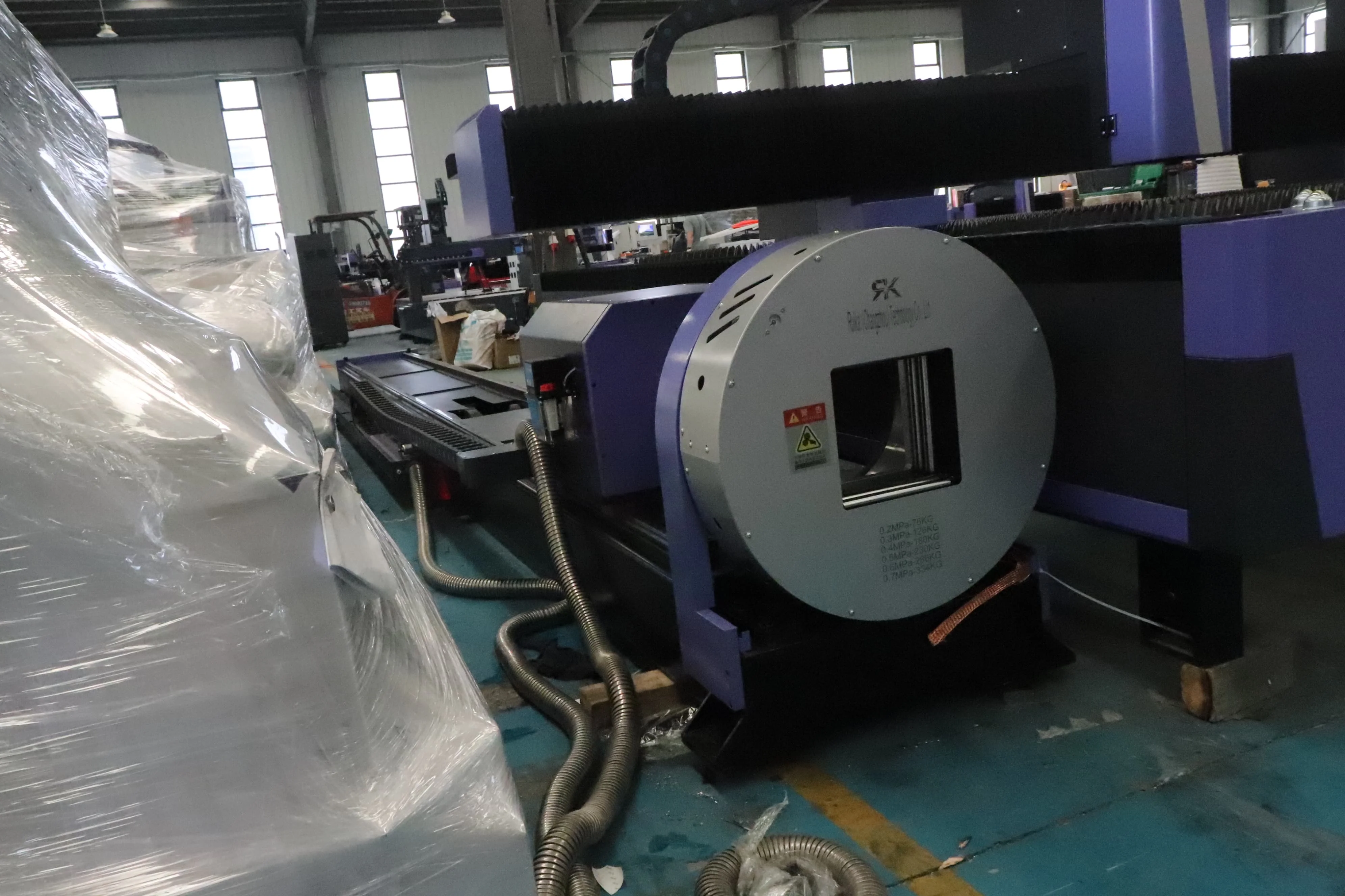 Machine de découpe laser à fib - Fiber Laser Cutter 1500W Metal avis et prix