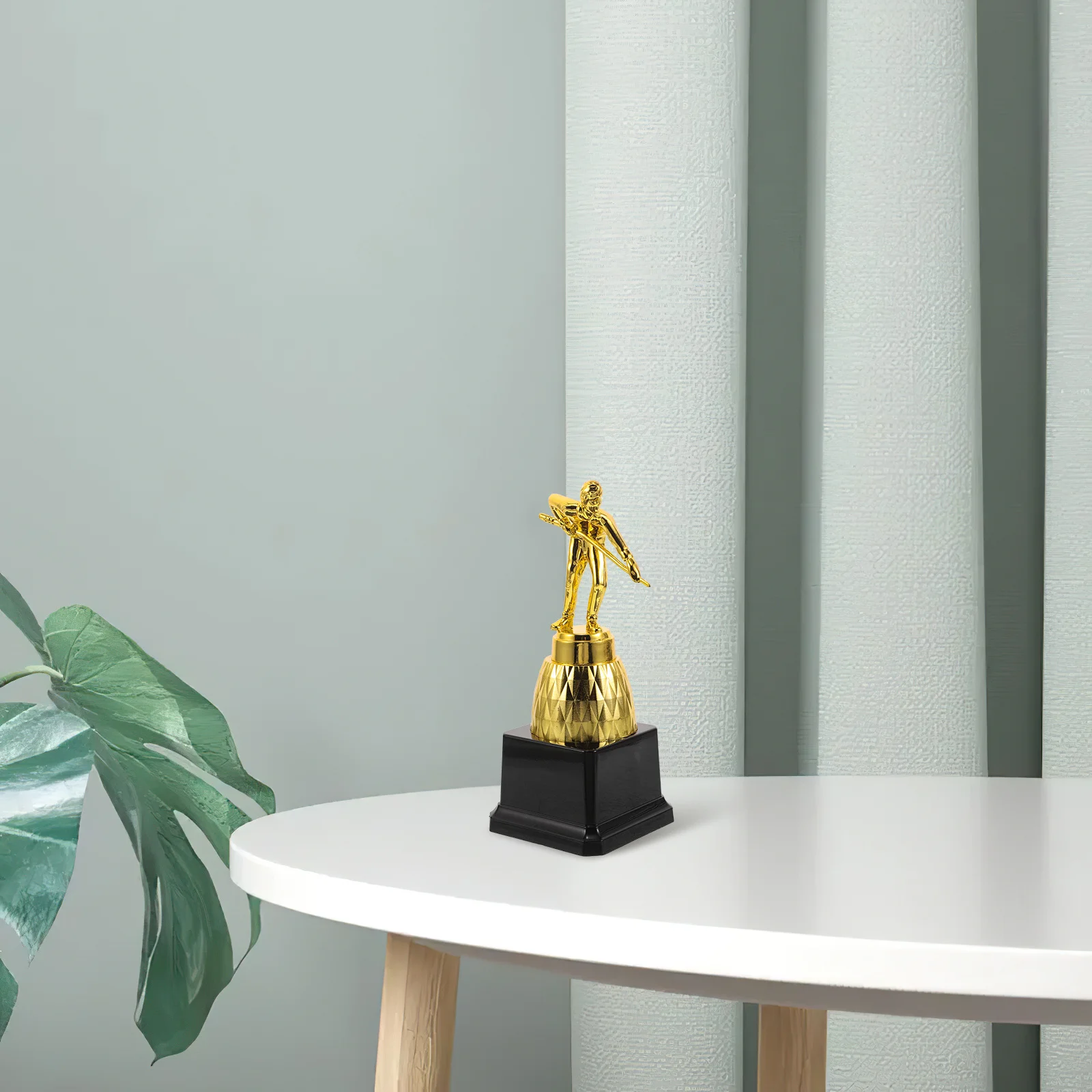 

Gold Billiard Trophy Cup 3D Snooker Player Statue for Tournament Winner Reward Plastic Championship Game Accessory