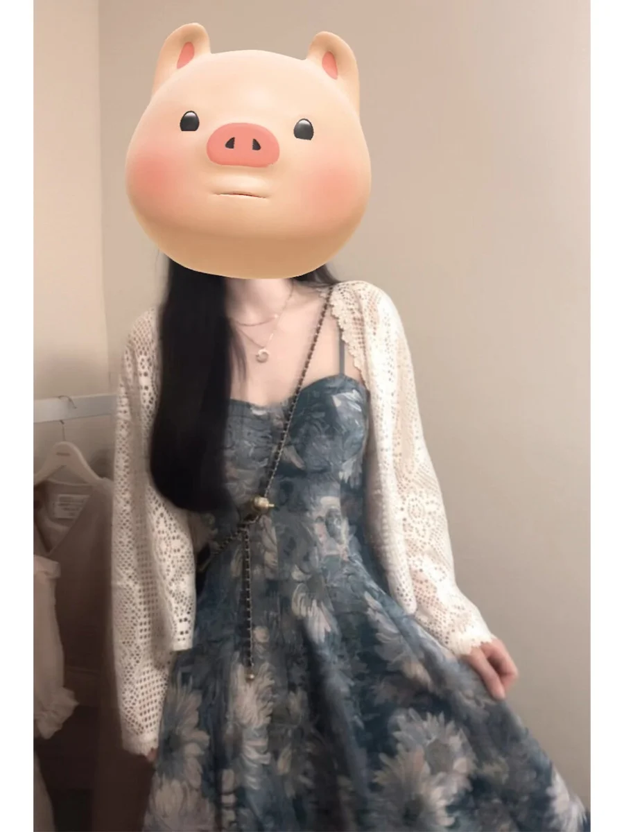 

Новый летний пляжный комплект для женщин: платье-кардиган с вырезами и цветочным принтом, топ-халтер, комплект из двух предметов в стиле ретро-живописи