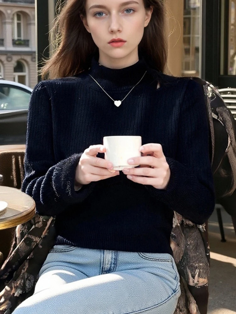 เสื้อสเวตเตอร์คอเต่าครึ่งตัวทรงเข้ารูป ดีไซน์หรูหรา ผ้ากำมะหยี่ถักเนื้อนุ่ม สีพื้น สำหรับผู้หญิง ฤดูใบไม้ร่วง ฤดูหนาว ปี 2025 เหมาะสำหรับใส่ทำงาน แขนยาว